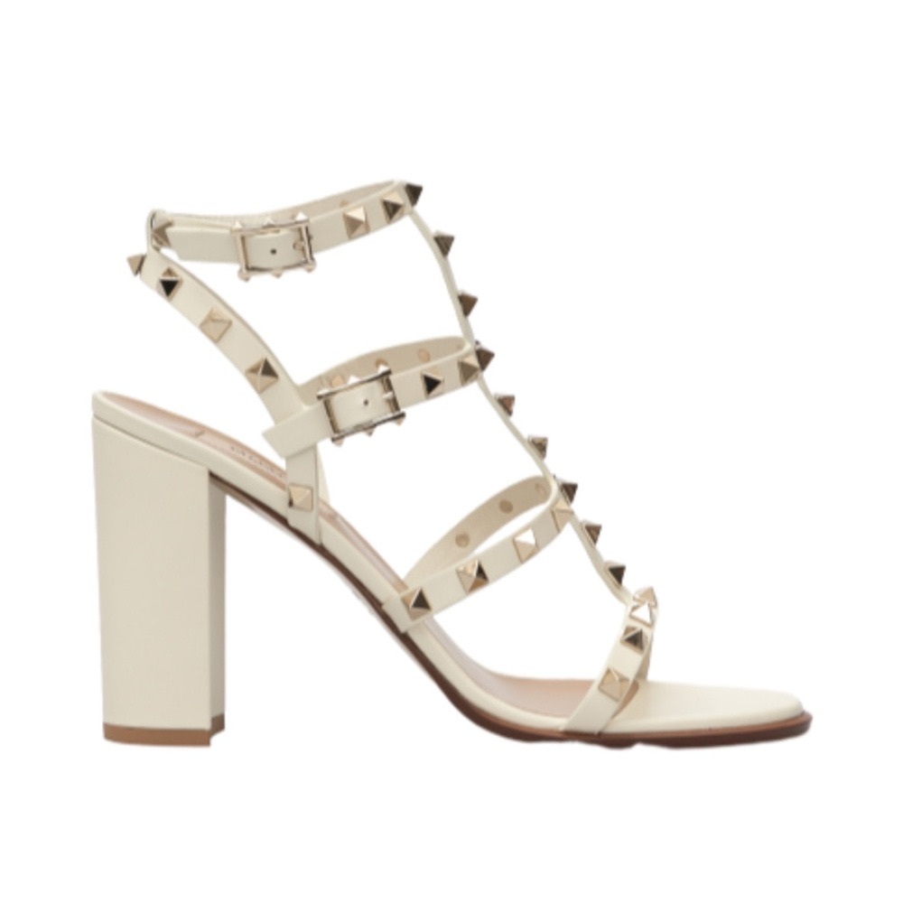 Valentino Rockstud Heels-barely worn!